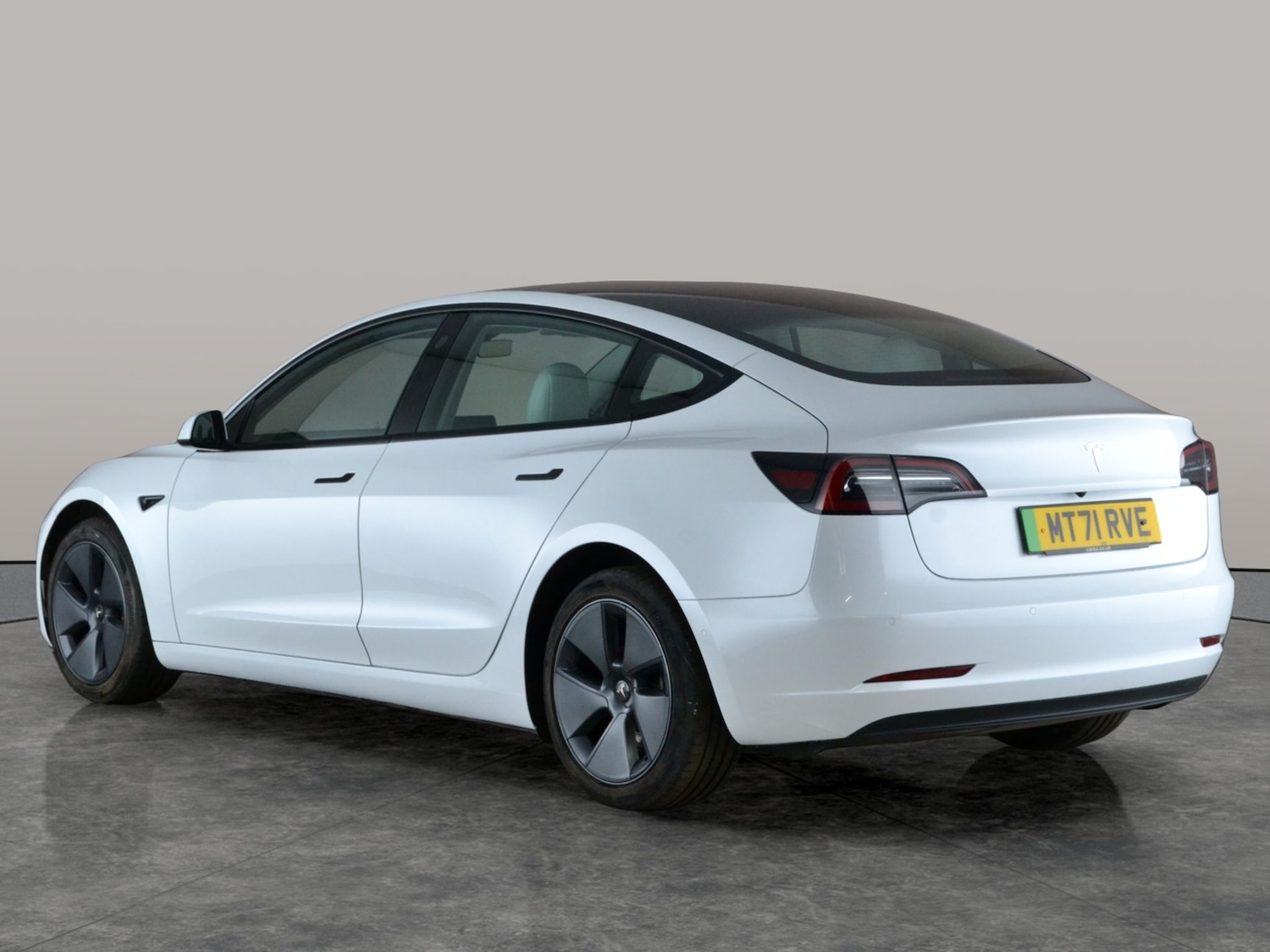 Used Tesla Model 3 2021 for sale - 77732940: Photo 14