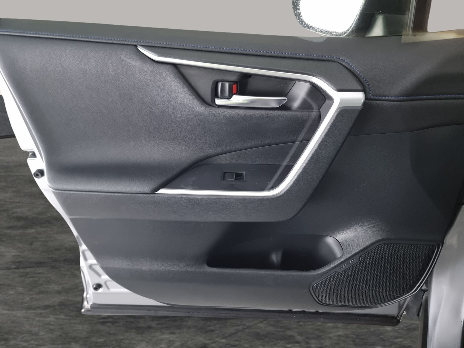 Used Toyota RAV4 2020 for sale - 76626215: Photo 29