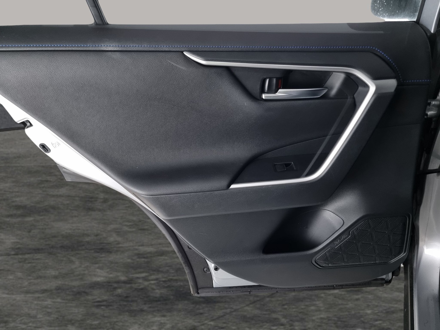 Used Toyota RAV4 2020 for sale - 76626215: Photo 32