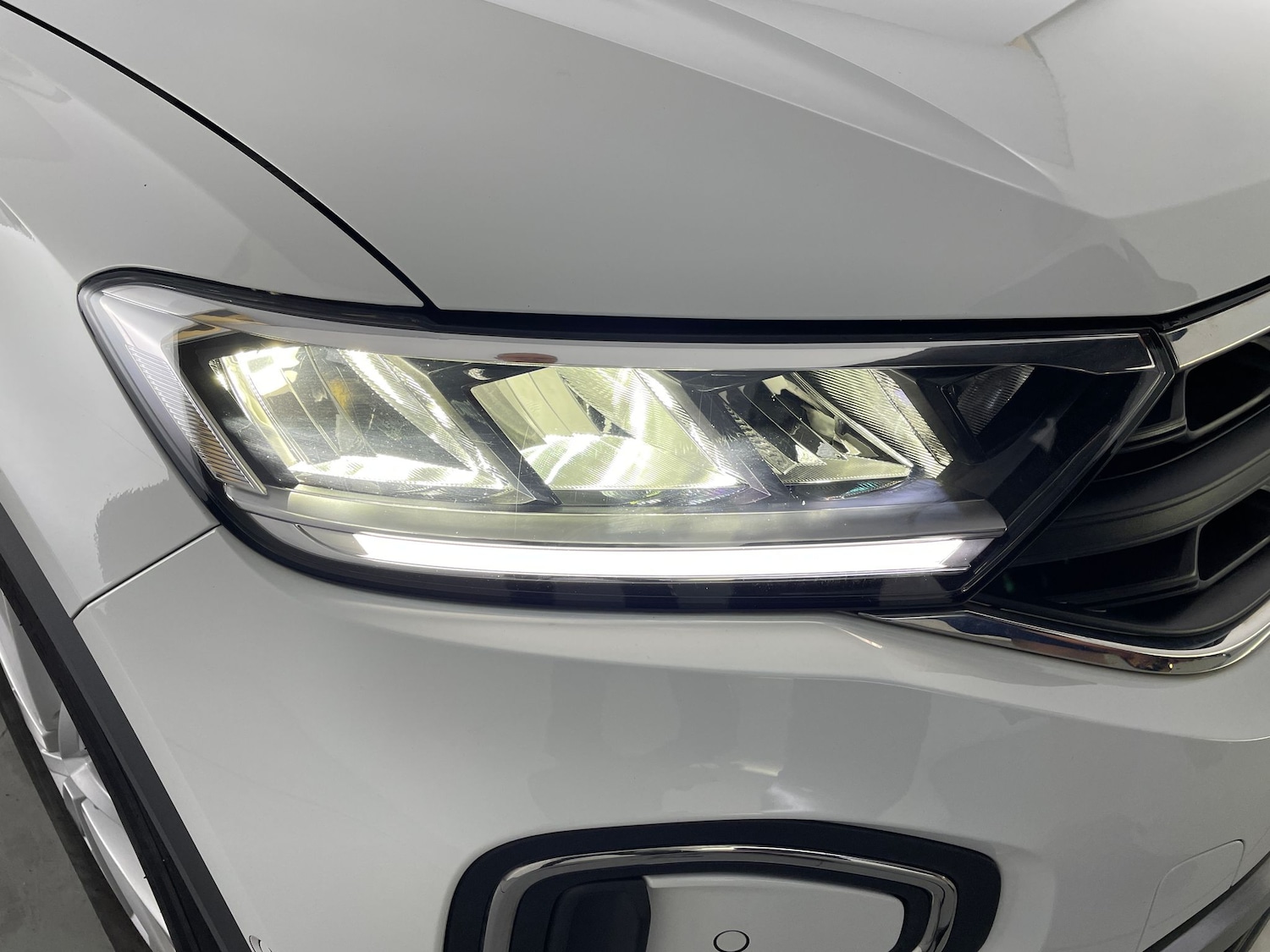 Used Volkswagen T-Roc 2022 for sale - 77083744: Photo 23