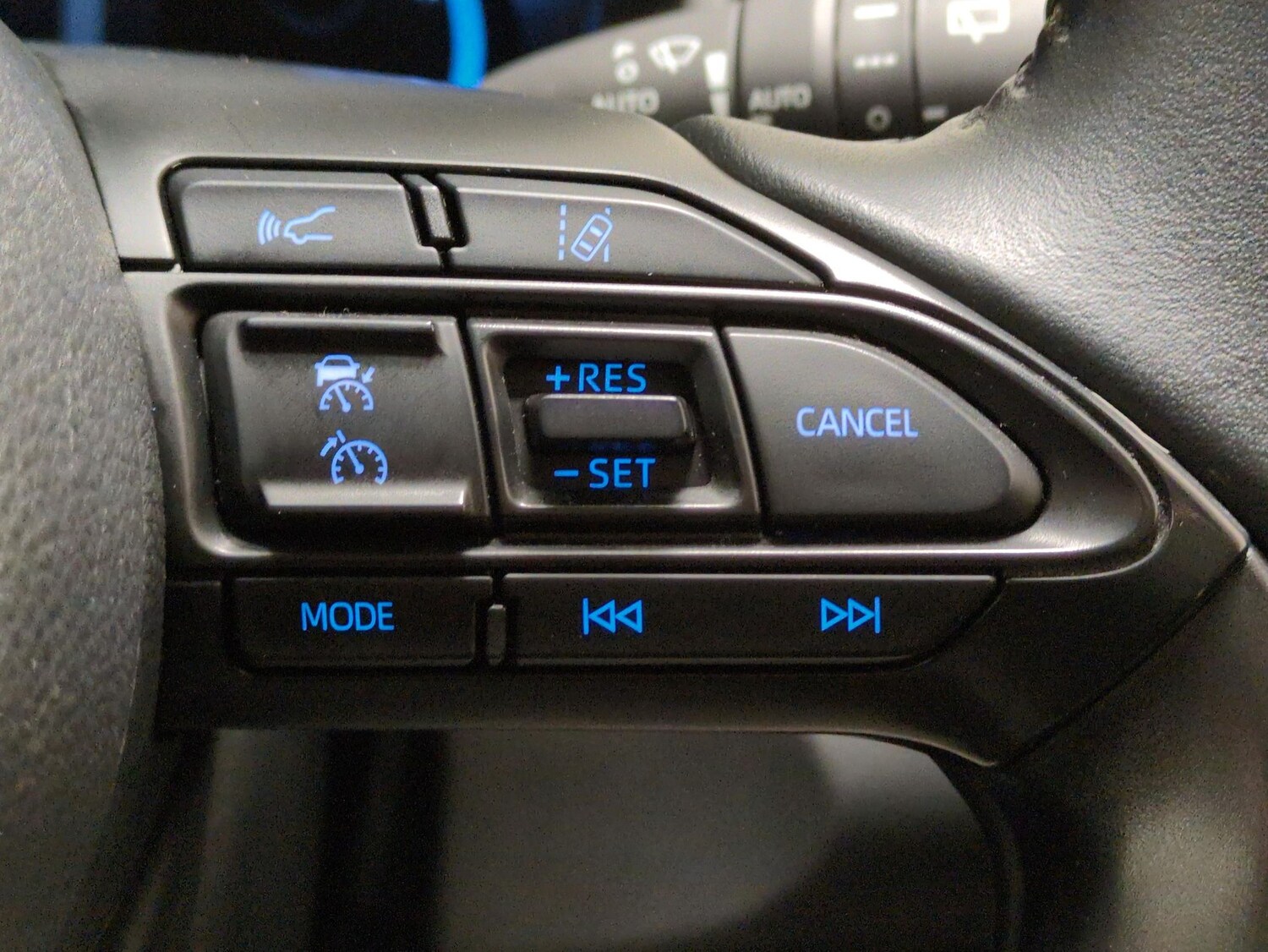 Used Toyota Yaris Cross 2022 for sale - 77756071: Photo 19