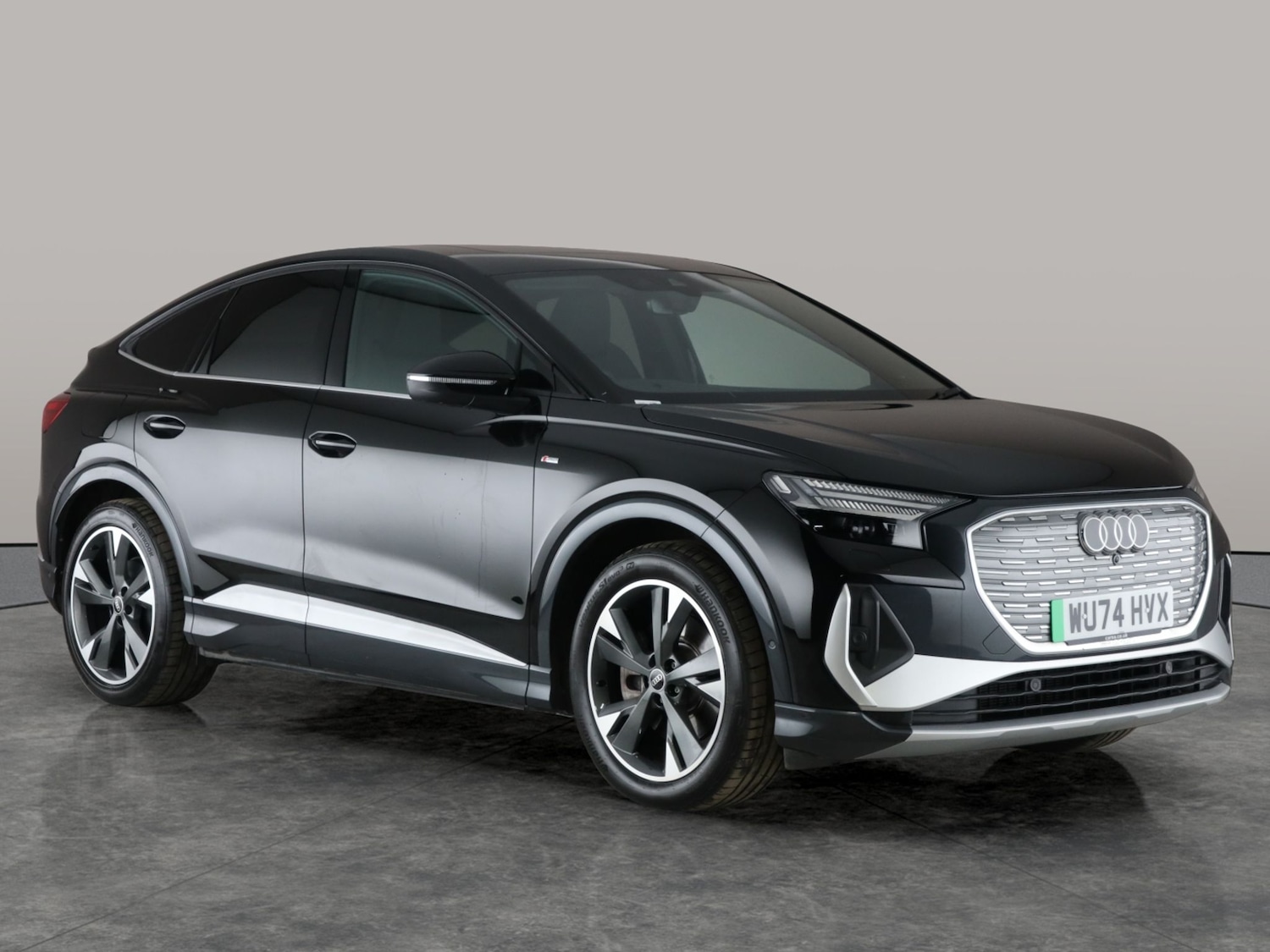 Used Audi Q4 e-tron 2024 for sale - 76274919: Photo 12