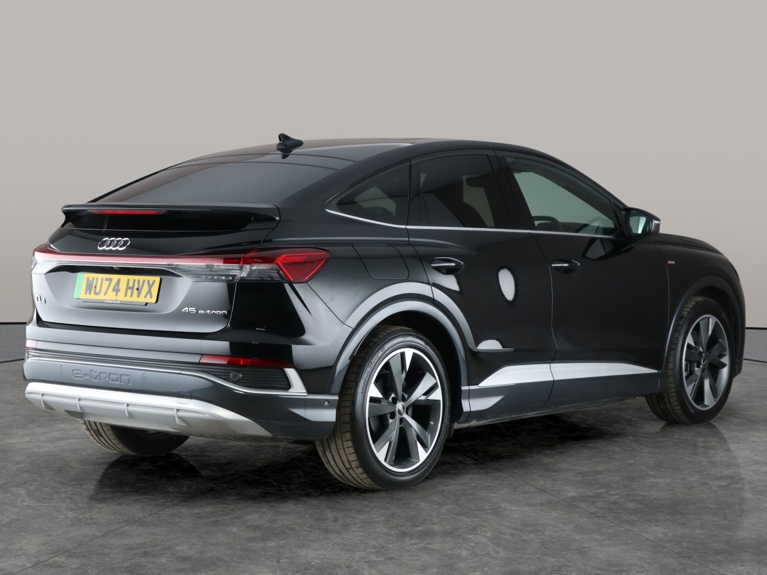 Used Audi Q4 e-tron 2024 for sale - 76274919: Photo 14