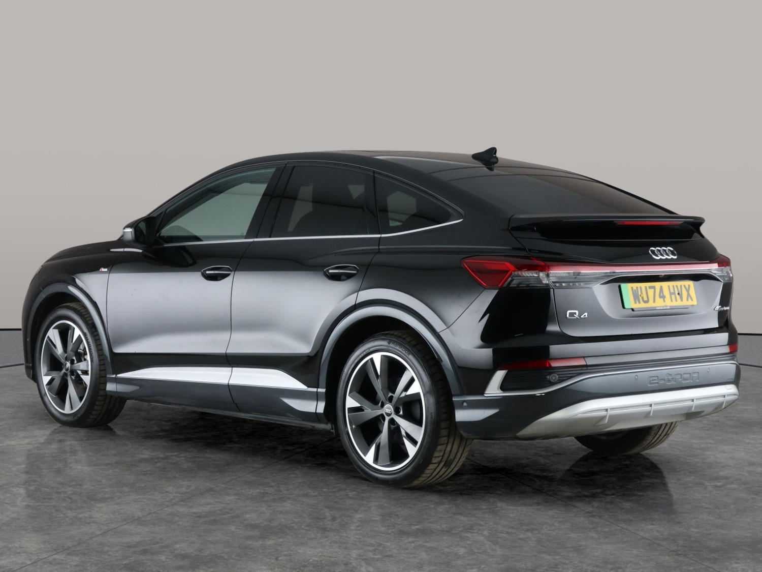 Used Audi Q4 e-tron 2024 for sale - 76274919: Photo 17