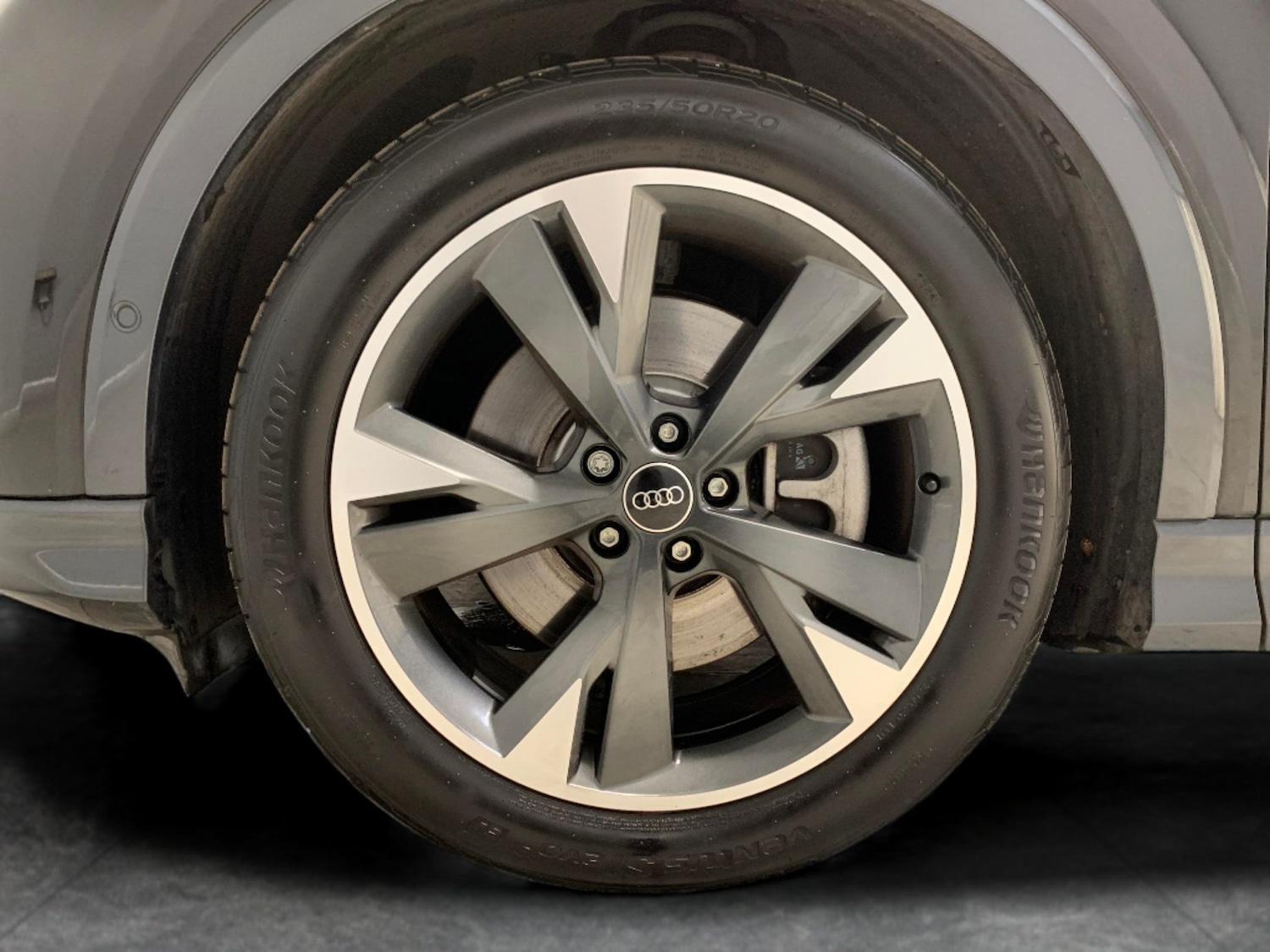 Used Audi Q4 e-tron 2024 for sale - 76274919: Photo 29