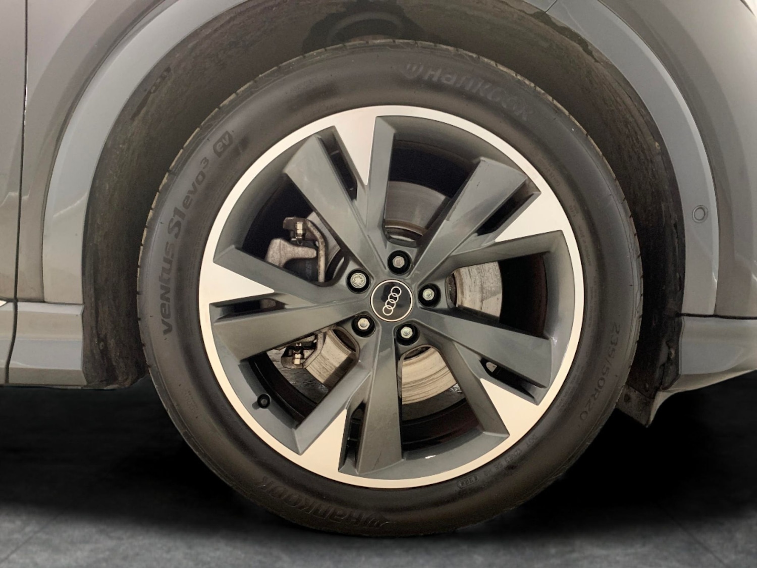 Used Audi Q4 e-tron 2024 for sale - 76274919: Photo 31