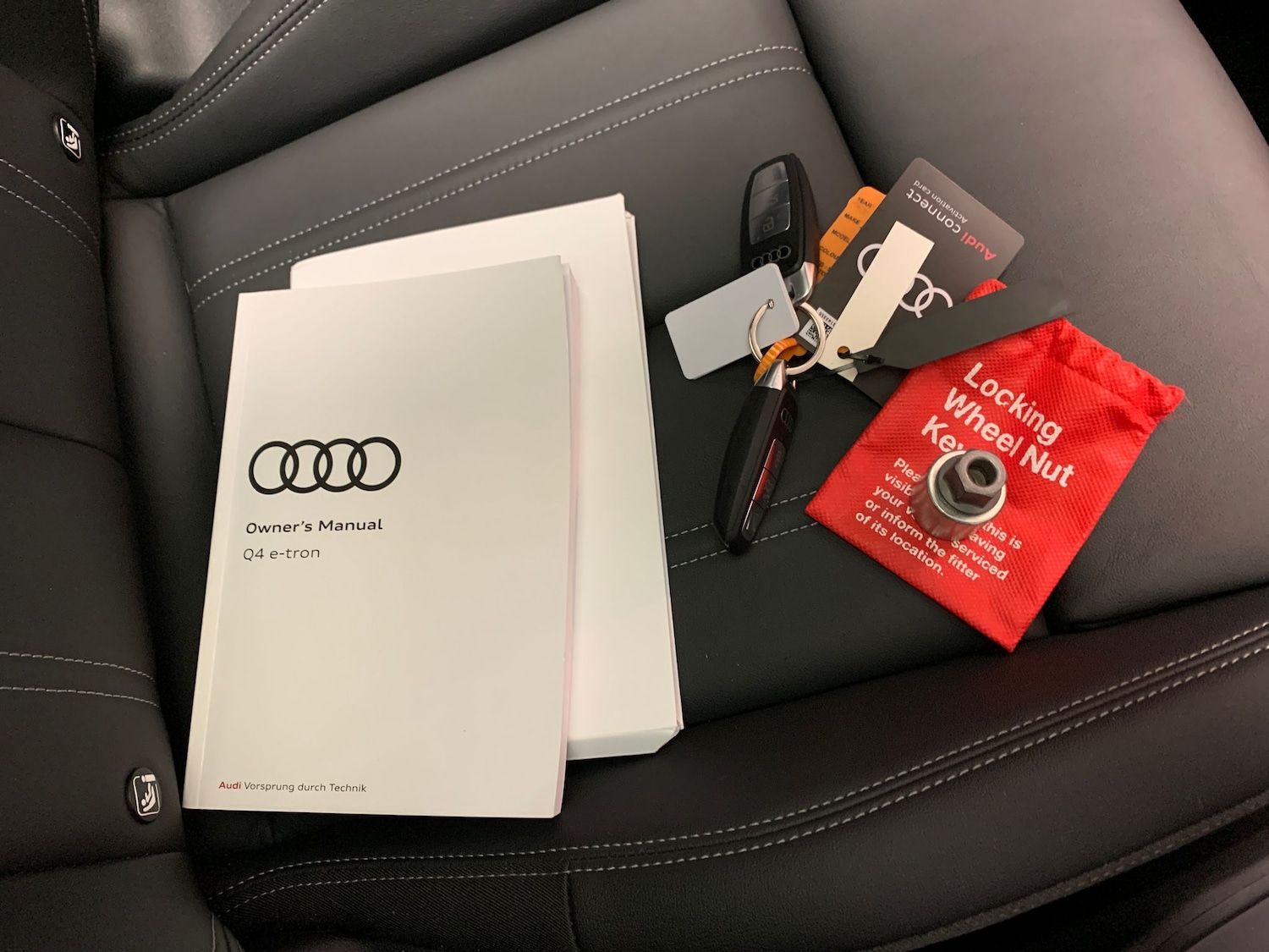 Used Audi Q4 e-tron 2024 for sale - 76274919: Photo 41