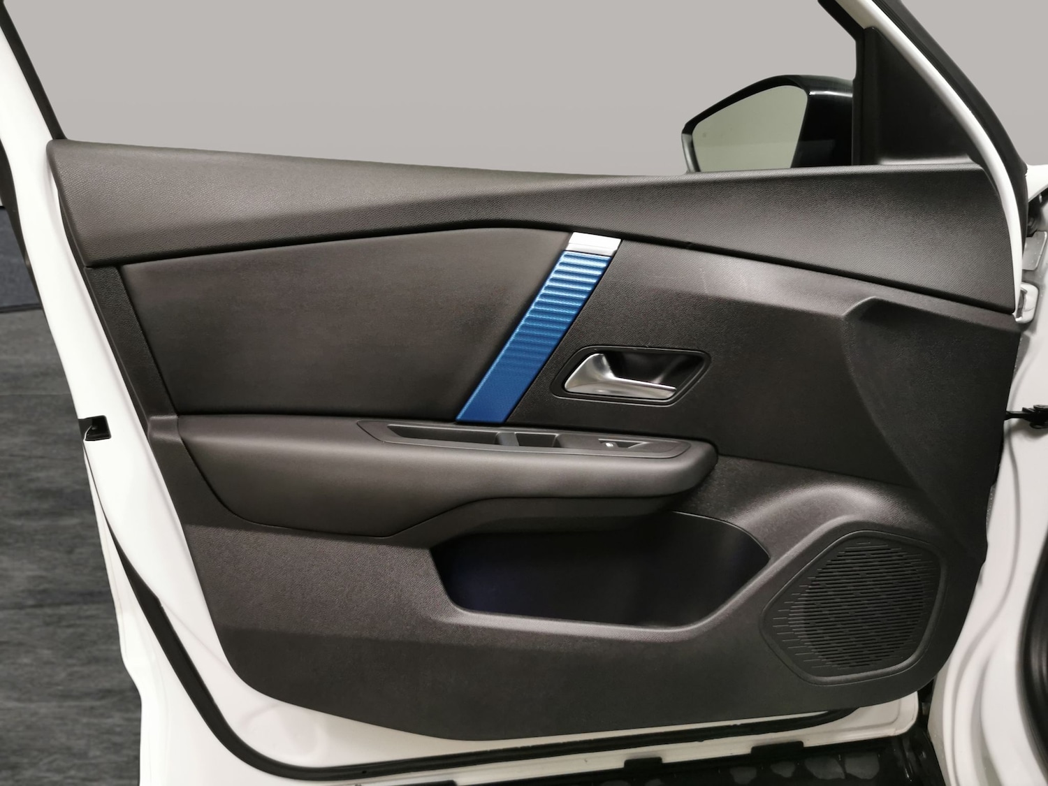 Used Citroen e-C4 2021 for sale - 76703959: Photo 26