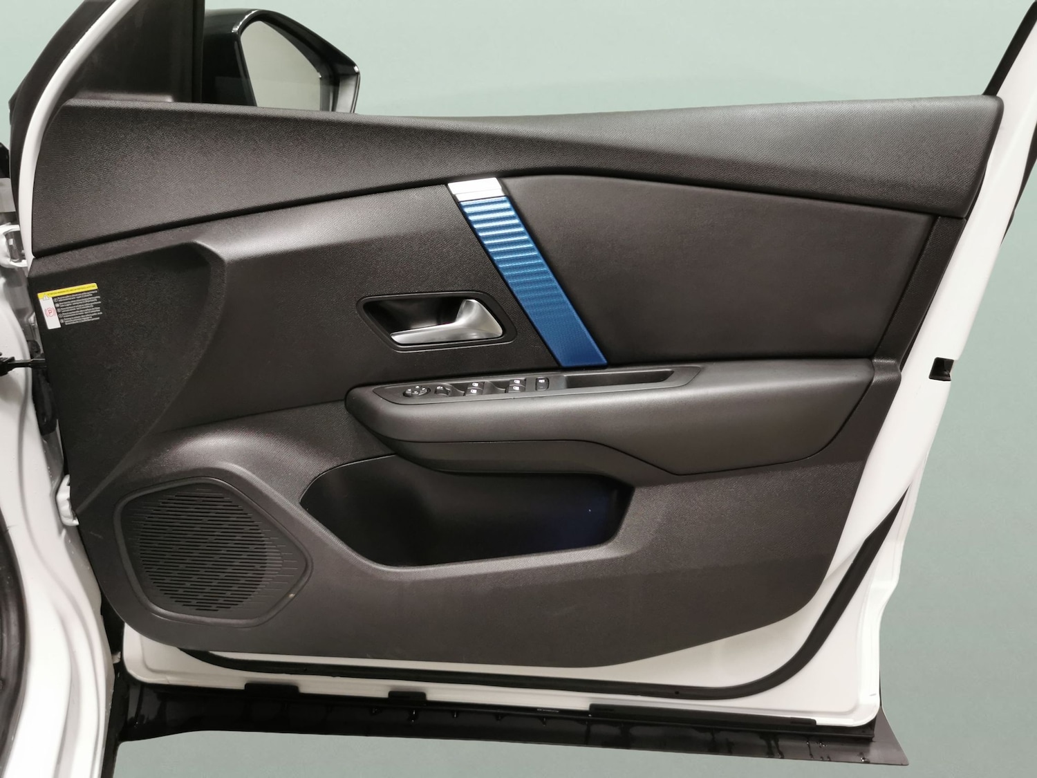 Used Citroen e-C4 2021 for sale - 76703959: Photo 29