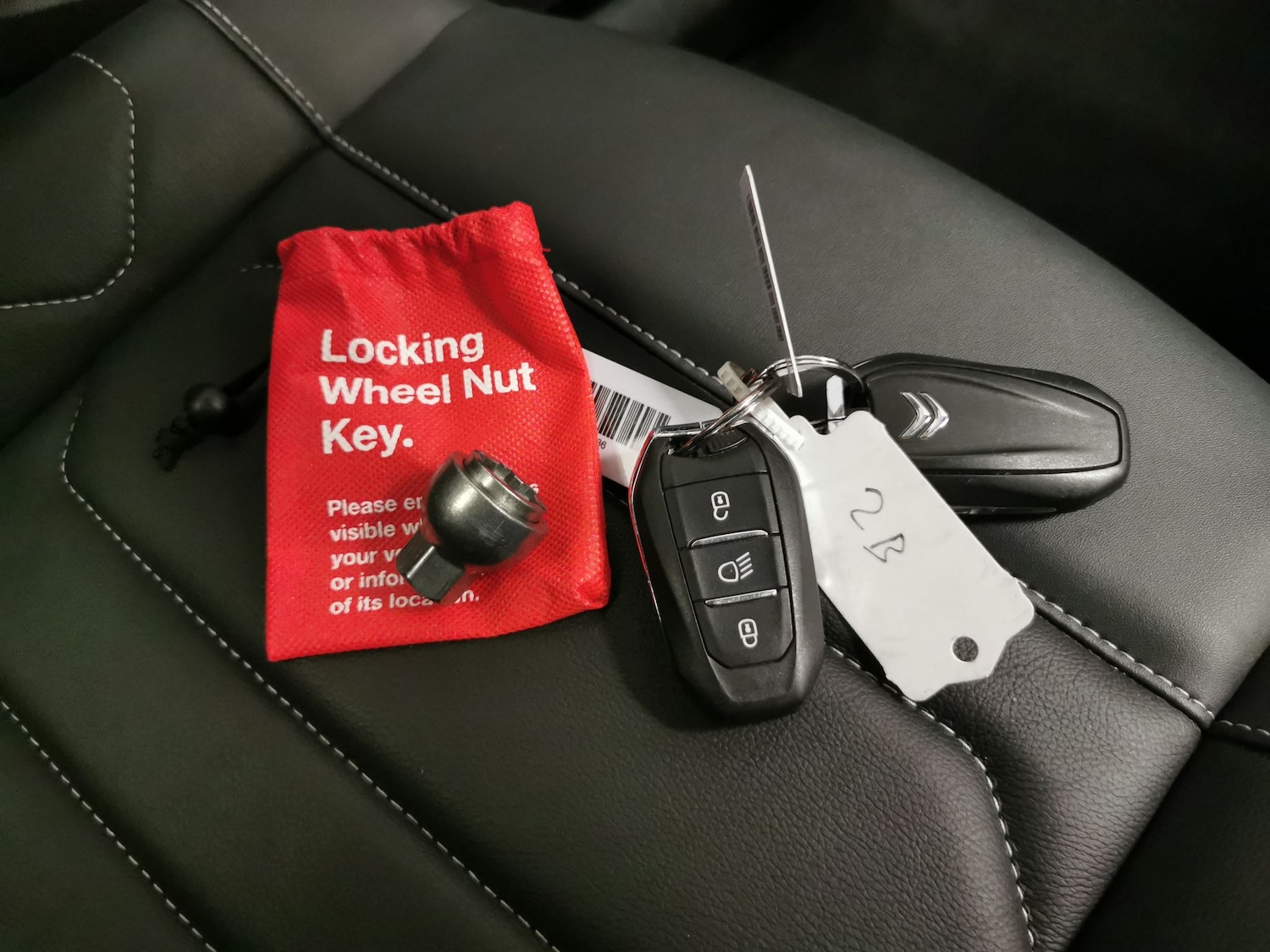 Used Citroen e-C4 2021 for sale - 76703959: Photo 31