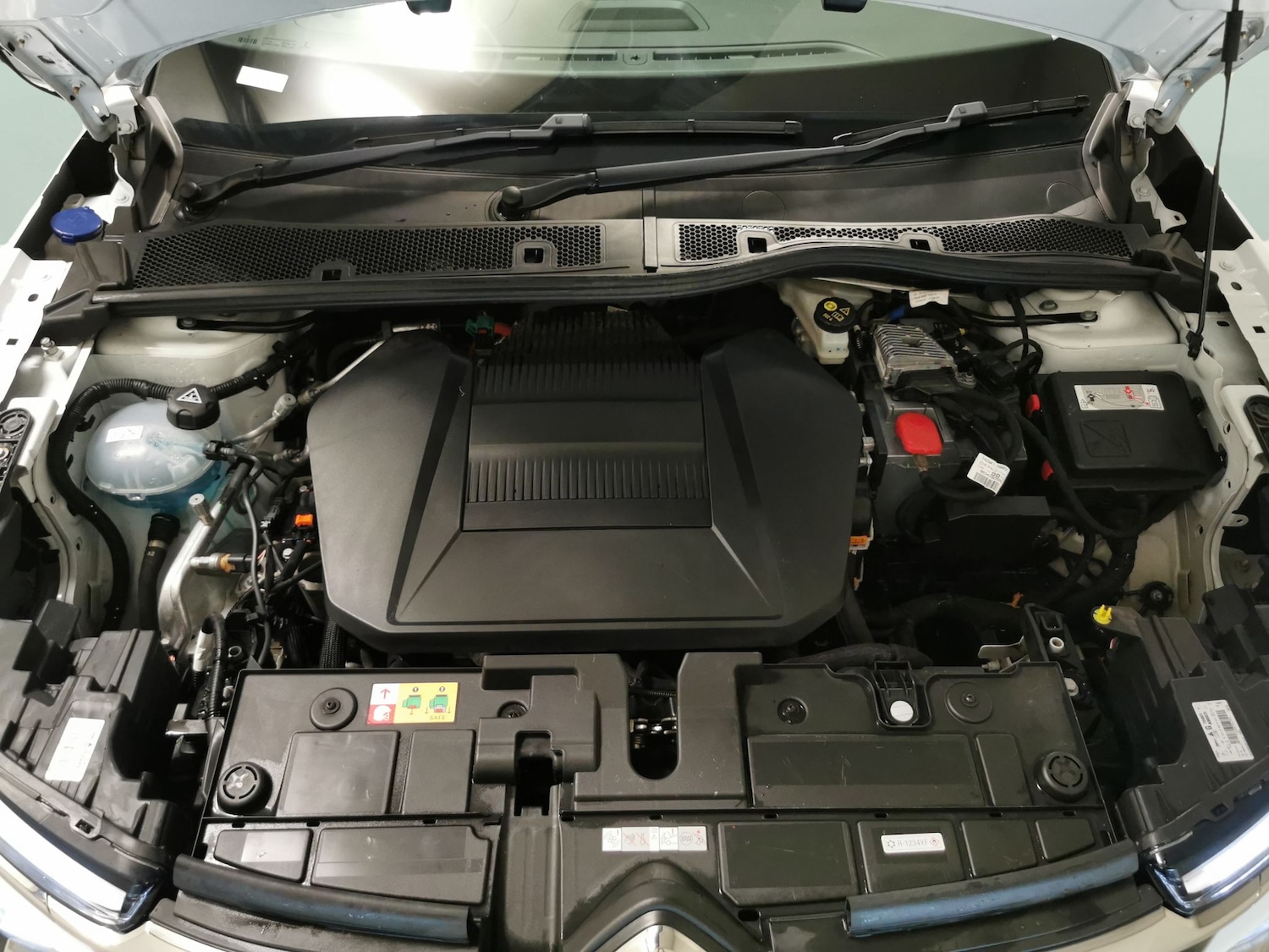 Used Citroen e-C4 2021 for sale - 76703959: Photo 32