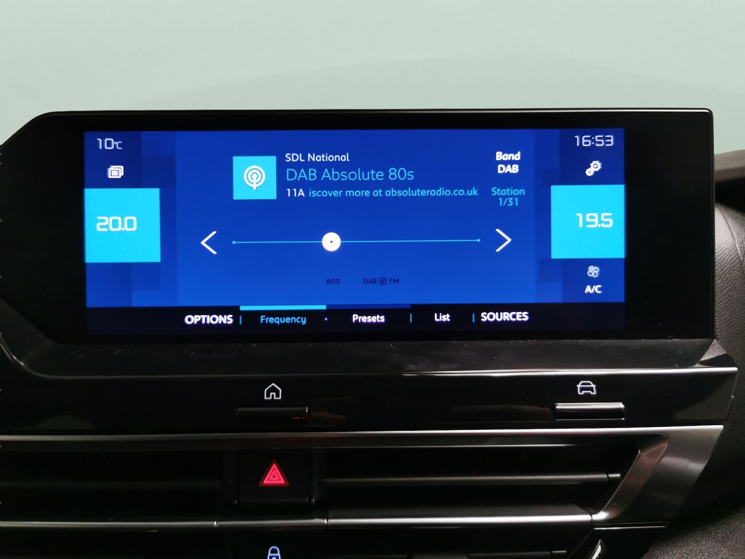 Used Citroen e-C4 2021 for sale - 76703959: Photo 6