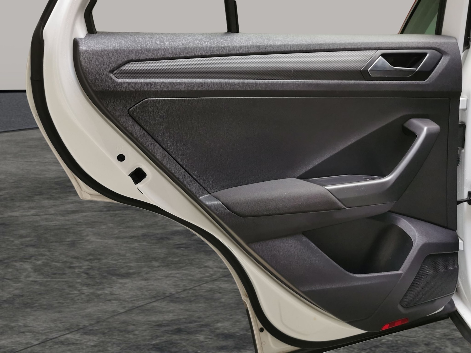 Used Volkswagen T-Roc 2019 for sale - 76310639: Photo 33