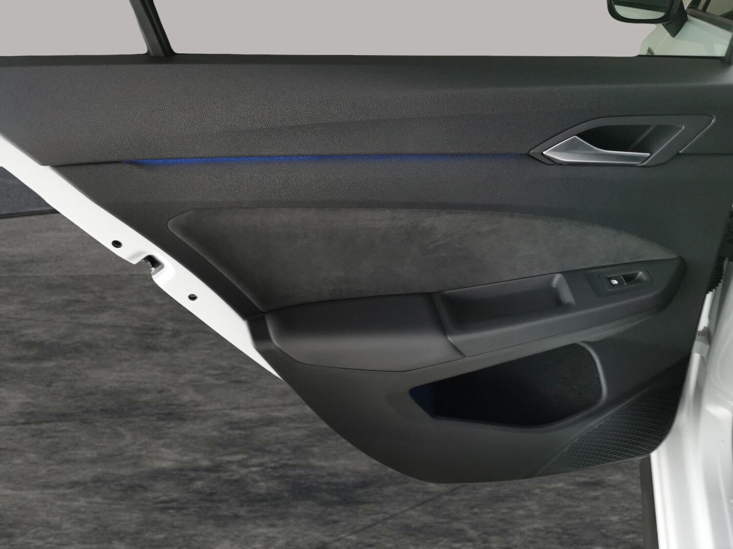 Used Volkswagen Golf 2023 for sale - 77877804: Photo 30