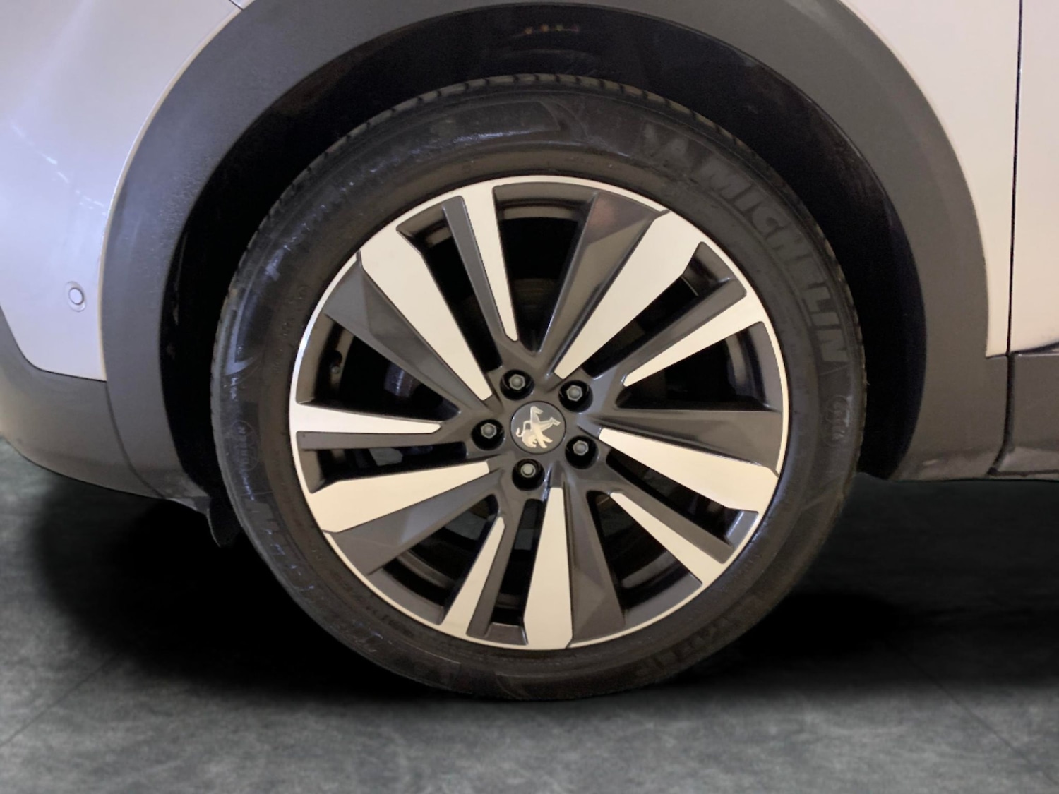 Used Peugeot 5008 2020 for sale - 77083507: Photo 30