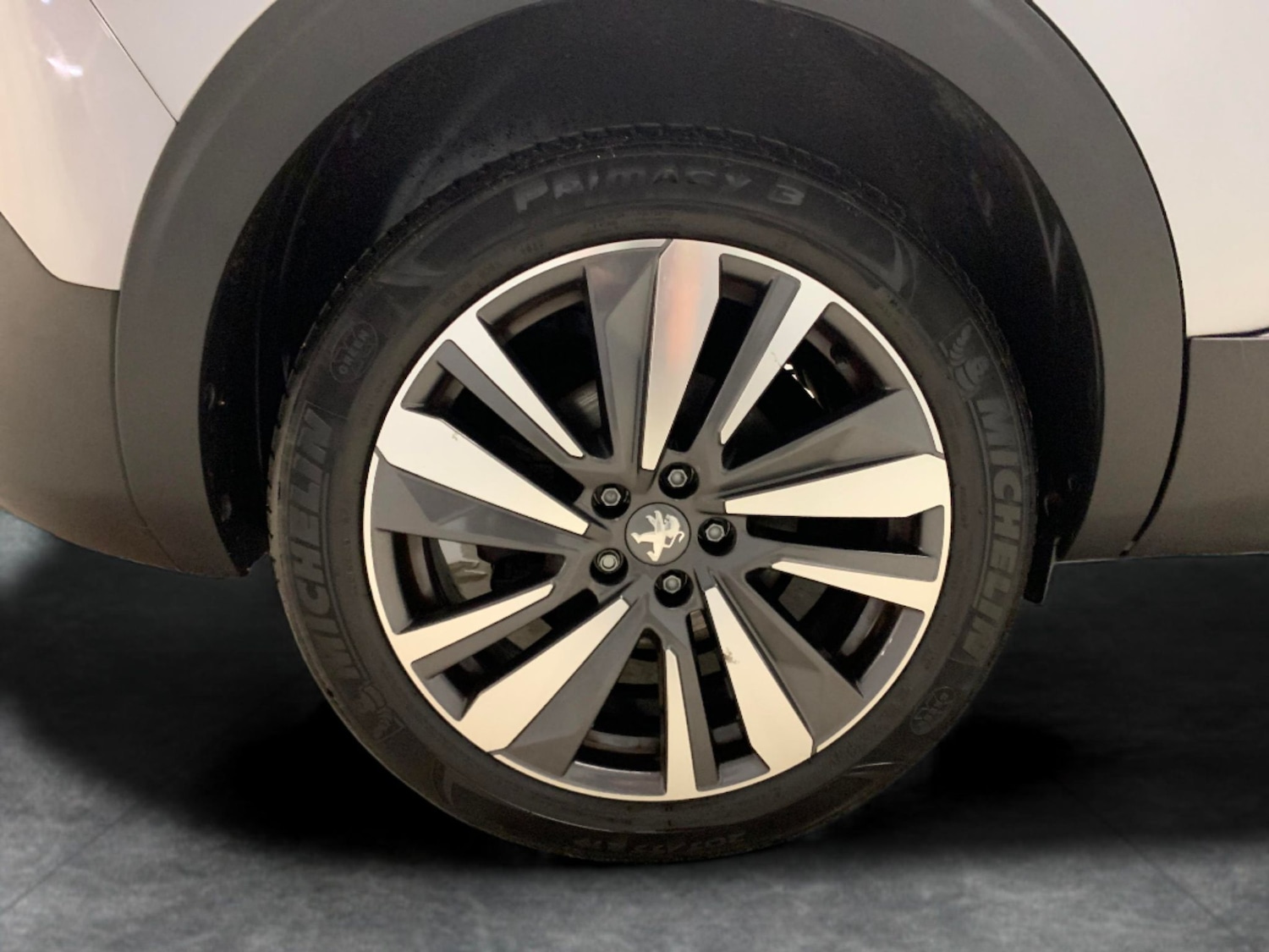 Used Peugeot 5008 2020 for sale - 77083507: Photo 32