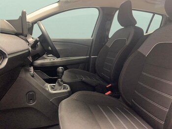 Used Dacia Sandero Stepway 2024 for sale - 77354169: Photo