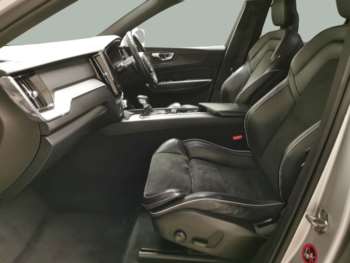 Used Volvo XC60 2018 for sale - 74915526: Photo