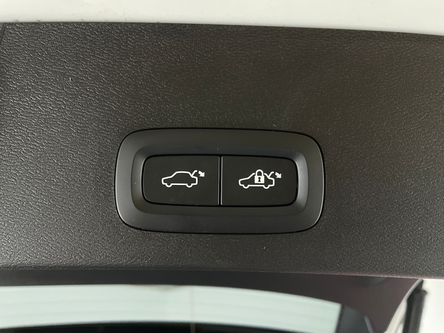 Used Volvo XC40 2022 for sale - 78094326: Photo 16