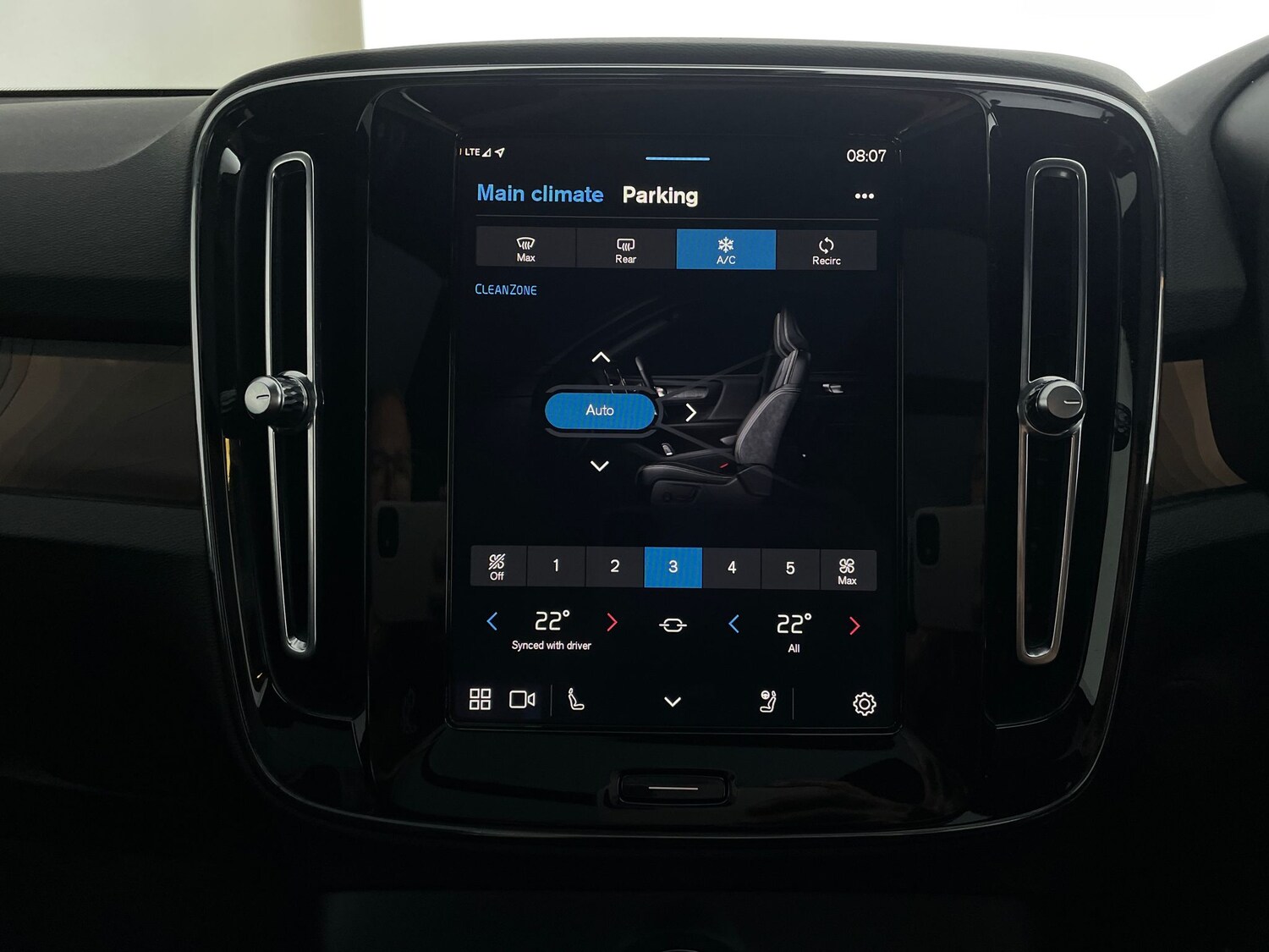 Used Volvo XC40 2022 for sale - 78094326: Photo 27