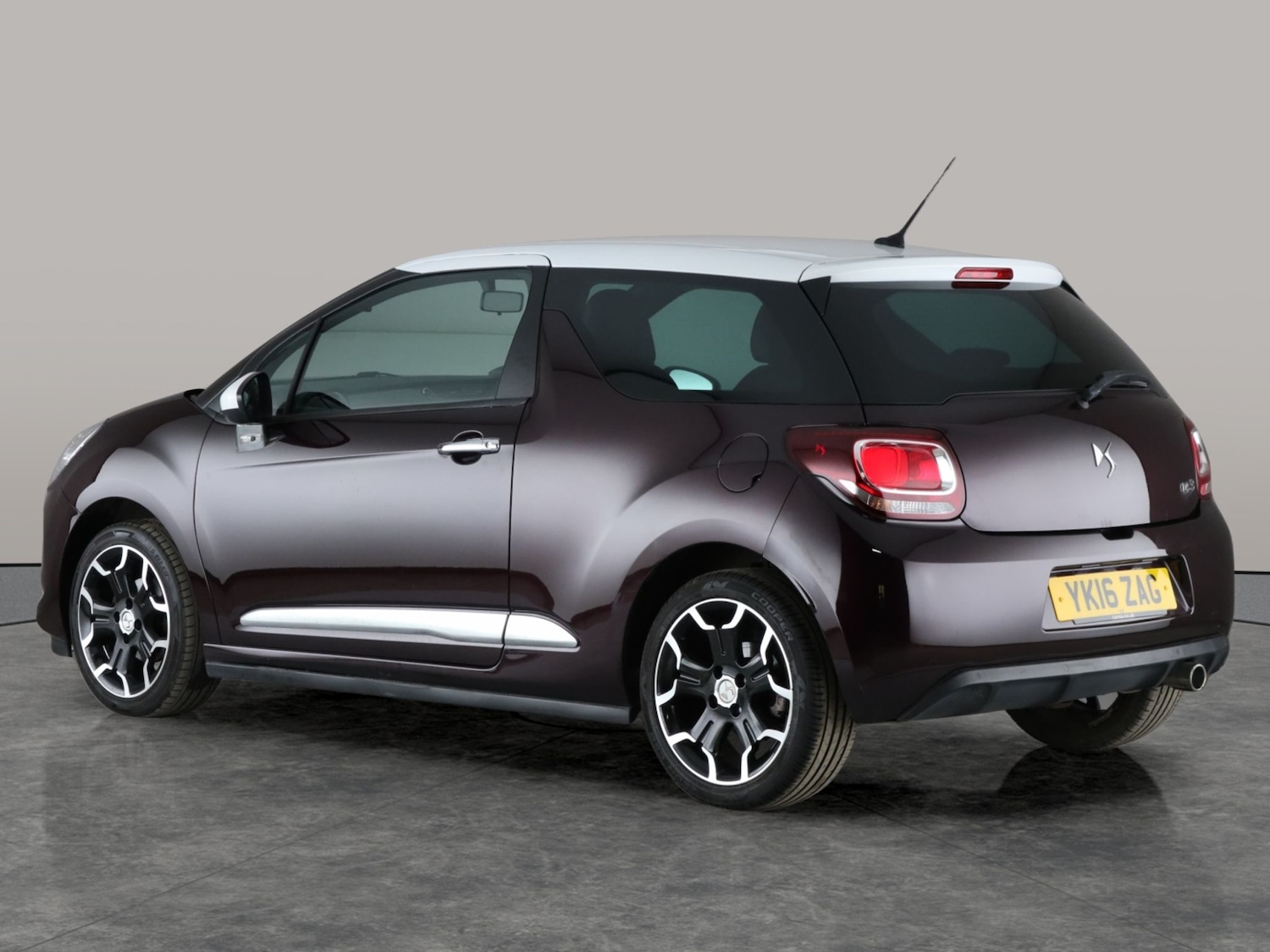 Used DS Automobiles DS 3 2016 for sale - 76507977: Photo 11