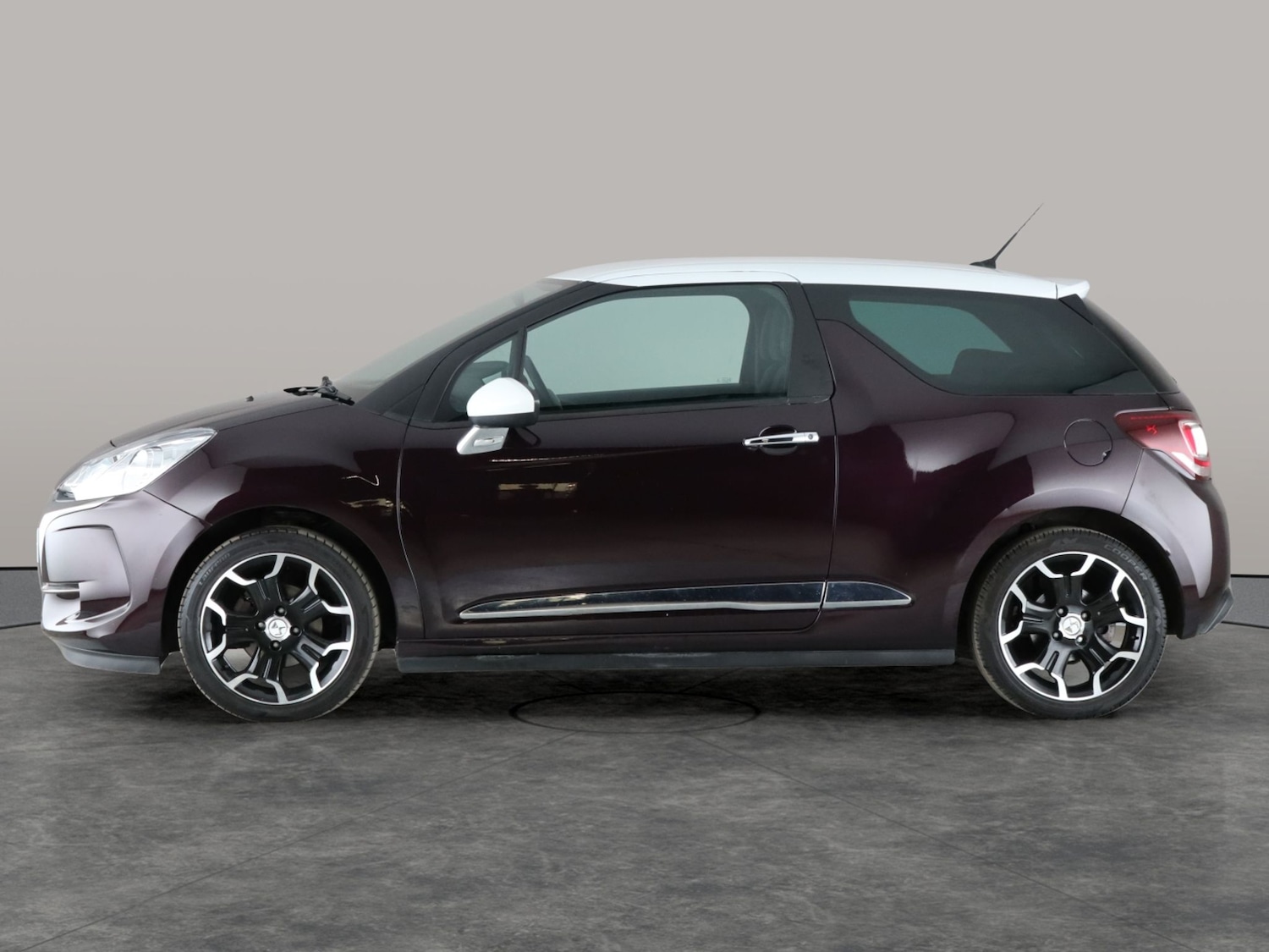 Used DS Automobiles DS 3 2016 for sale - 76507977: Photo 12