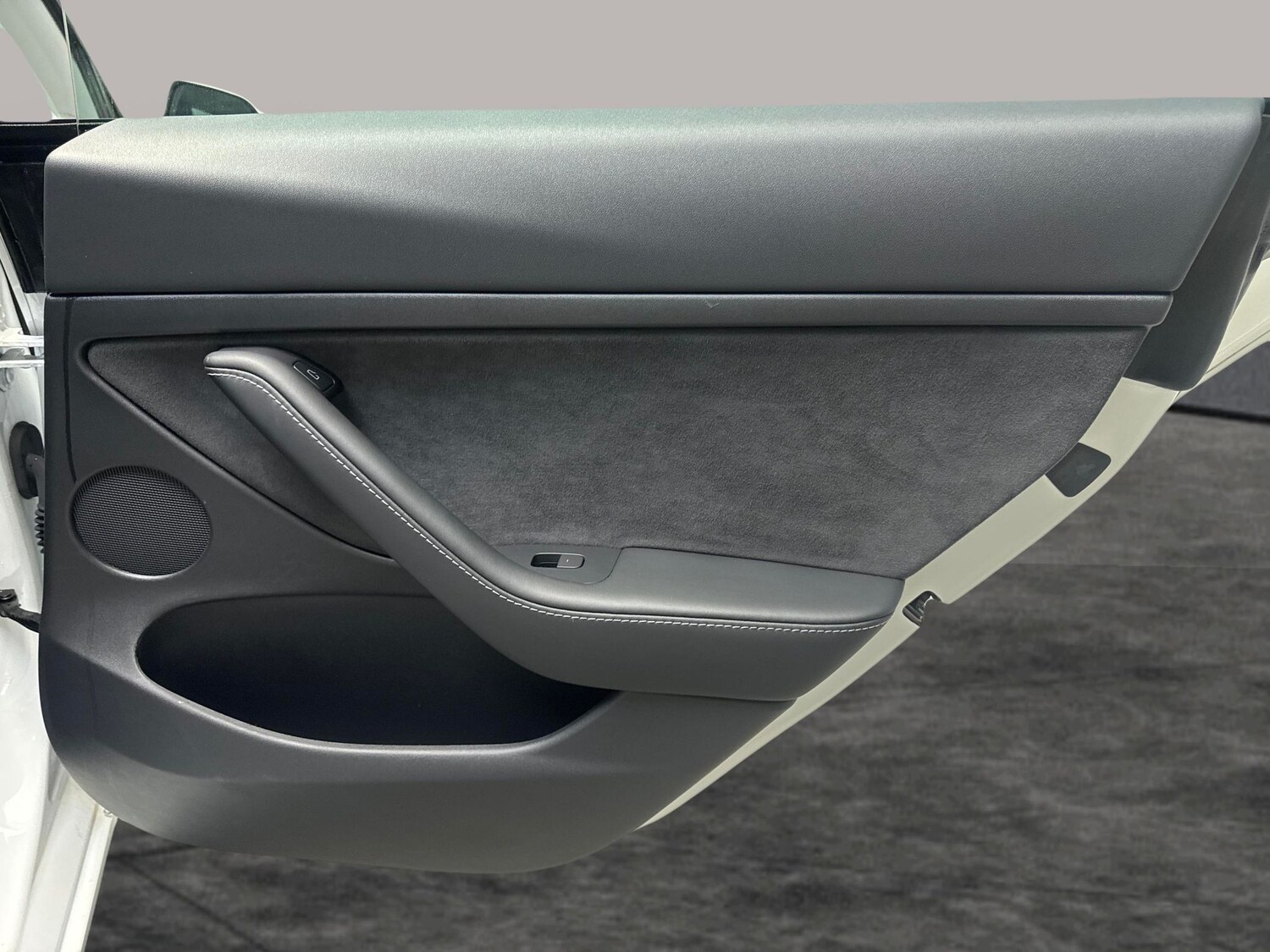 Used Tesla Model 3 2023 for sale - 78055580: Photo 28