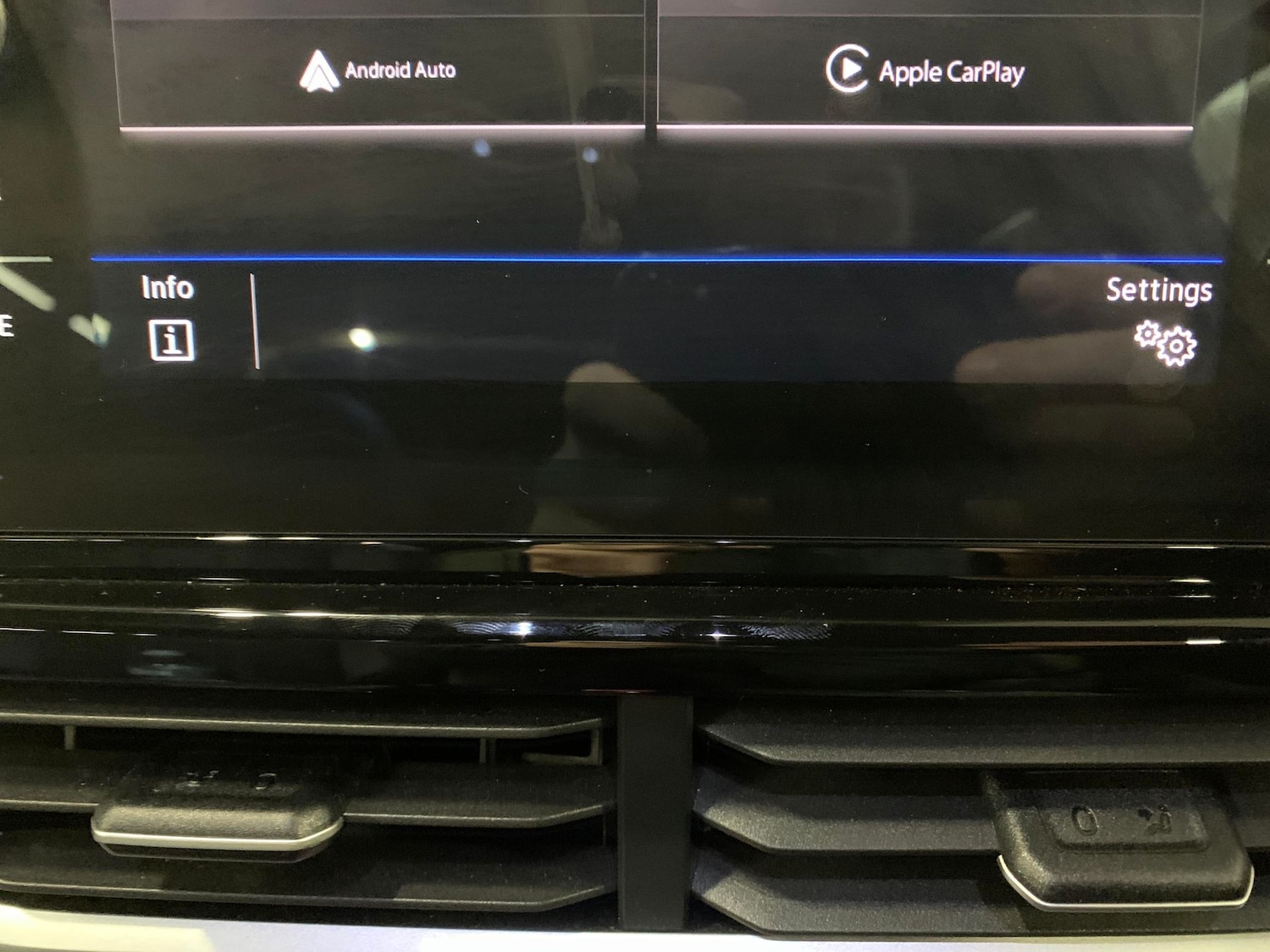 Used Volkswagen T-Roc 2023 for sale - 77134554: Photo 14