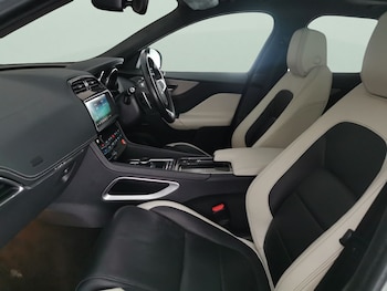 Used Jaguar F-Pace 2020 for sale - 76480073: Photo