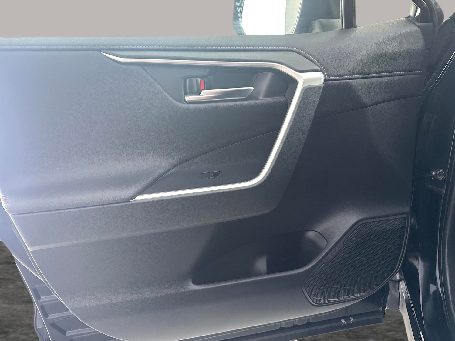 Used Toyota RAV4 2021 for sale - 77802960: Photo 29