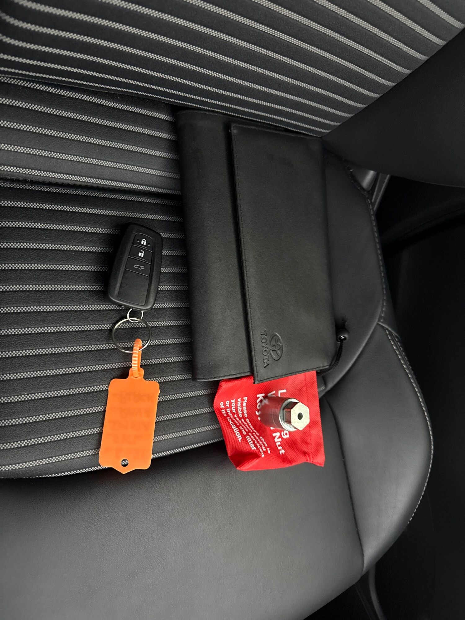 Used Toyota RAV4 2021 for sale - 77802960: Photo 33