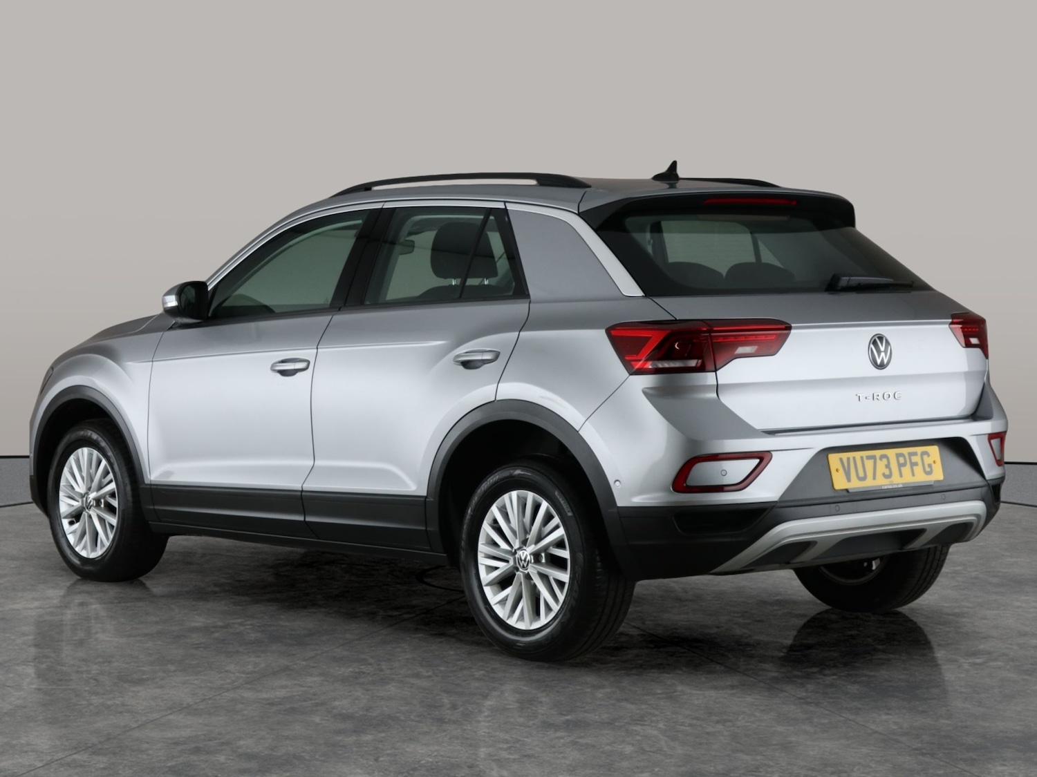 Used Volkswagen T-Roc 2023 for sale - 76948794: Photo 11