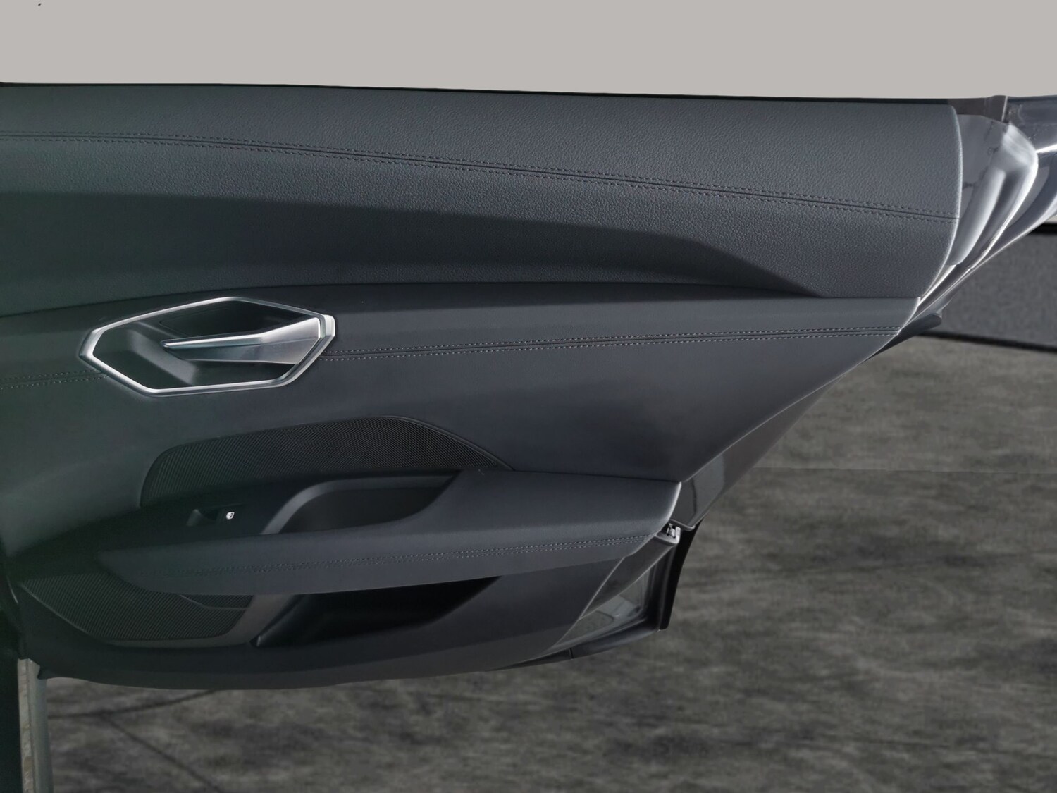 Used Audi e-tron GT 2022 for sale - 77373339: Photo 33