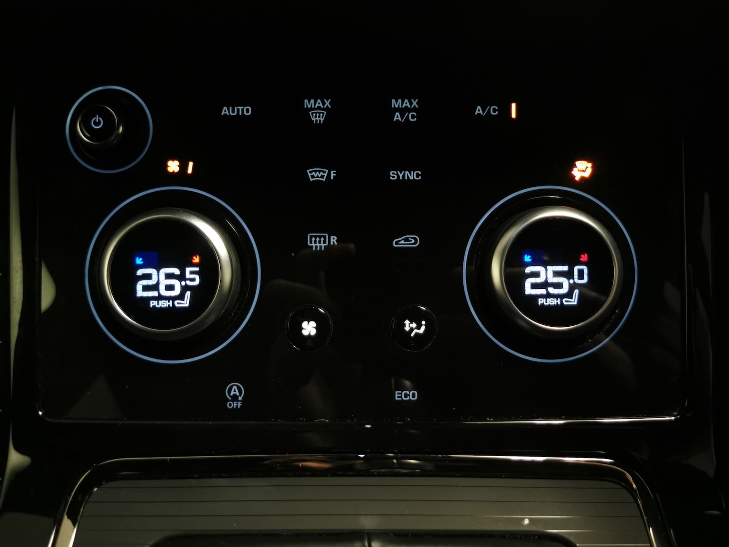 Used Land Rover Range Rover Evoque 2021 for sale - 76941159: Photo 16