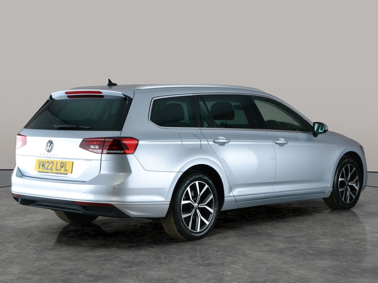 Used Volkswagen Passat 2022 for sale - 77889060: Photo 10