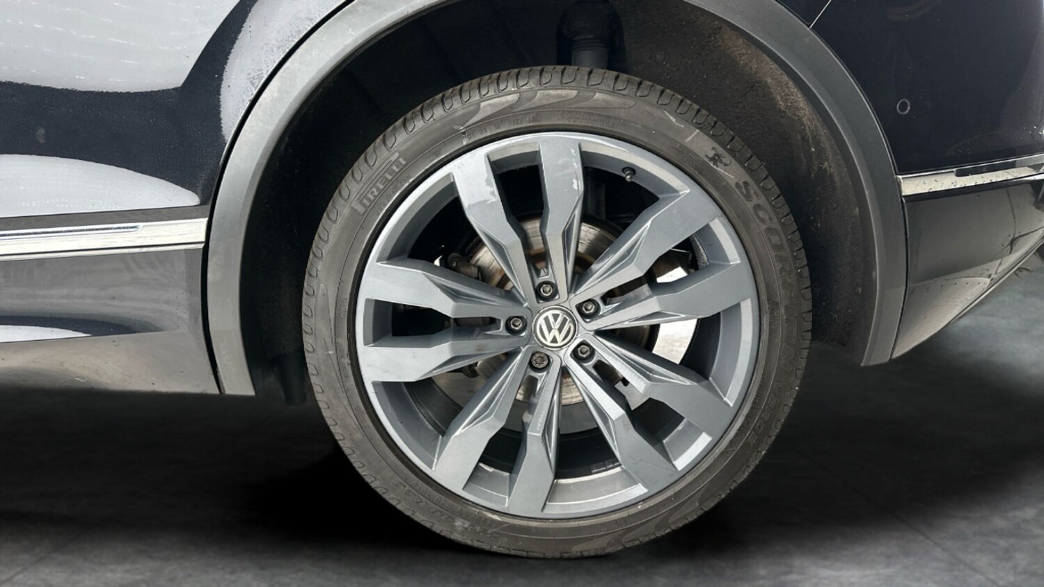 Used Volkswagen Tiguan 2019 for sale - 77490487: Photo 10