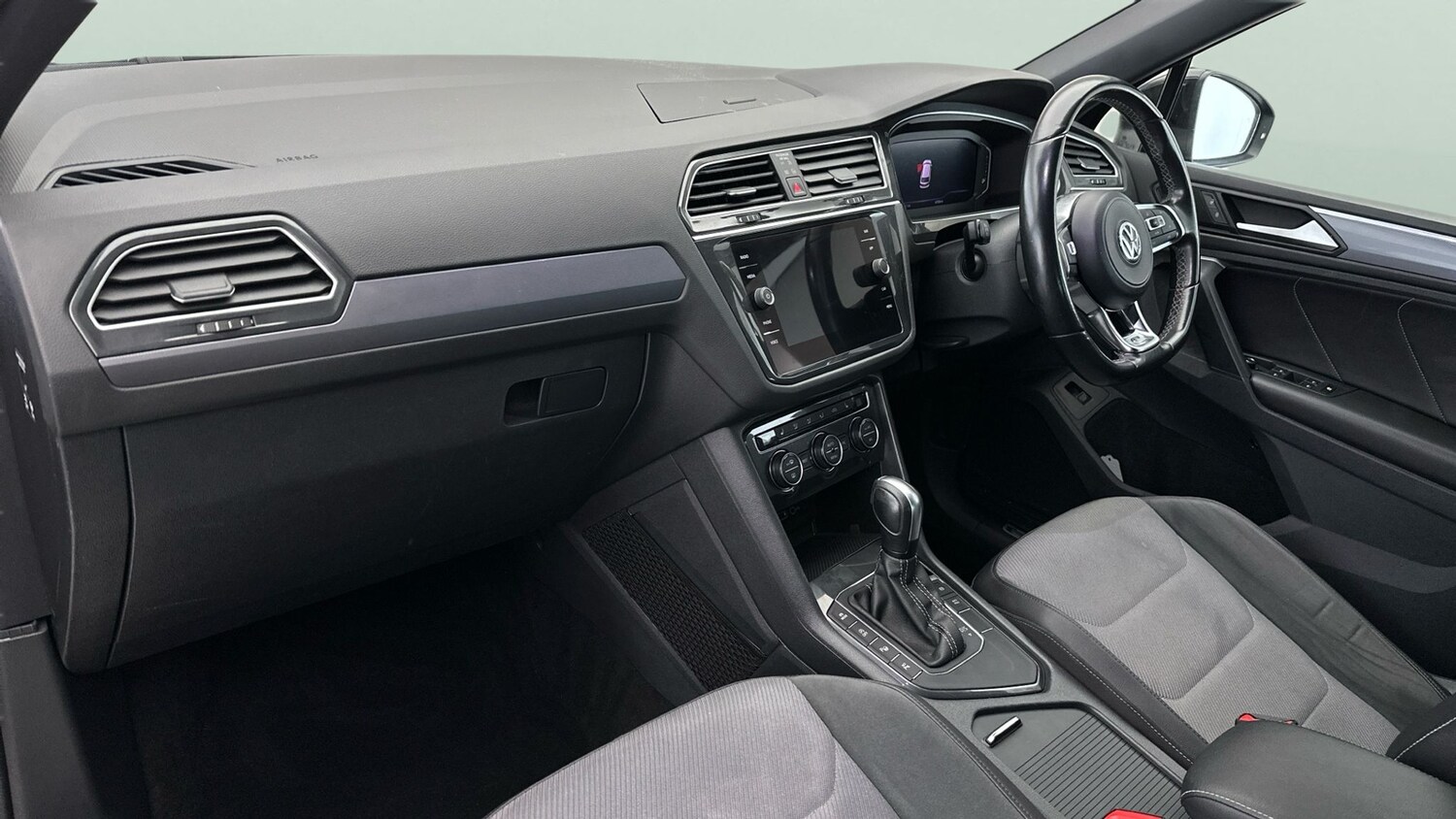 Used Volkswagen Tiguan 2019 for sale - 77490487: Photo 13