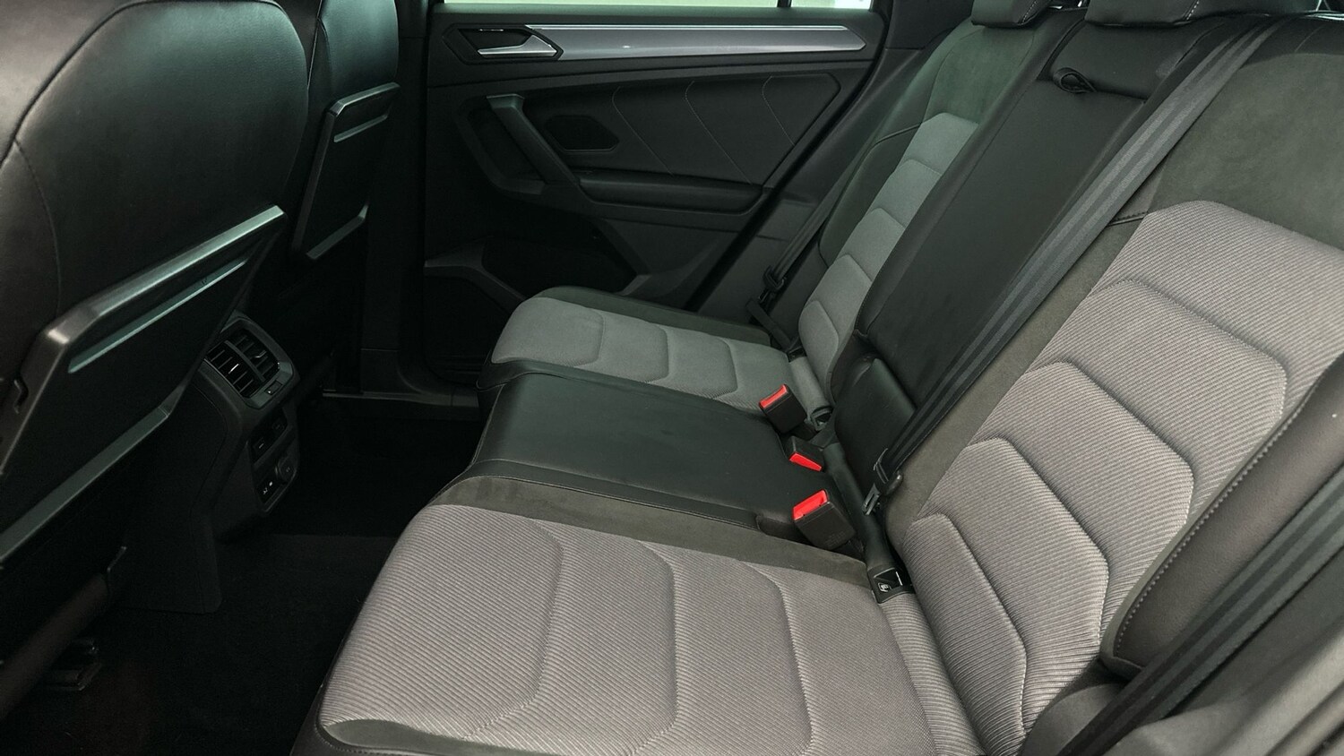 Used Volkswagen Tiguan 2019 for sale - 77490487: Photo 17