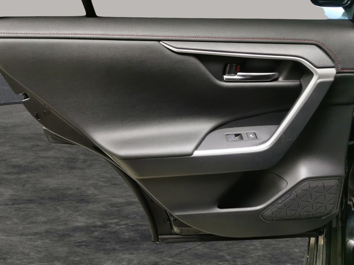 Used Toyota RAV4 for sale - 77392386: Photo 29