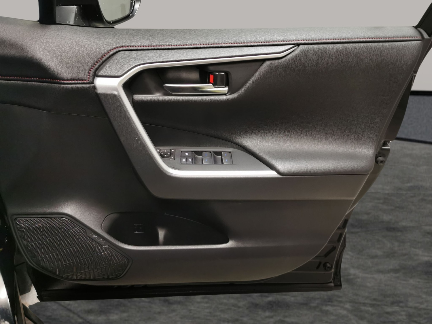 Used Toyota RAV4 for sale - 77392386: Photo 31