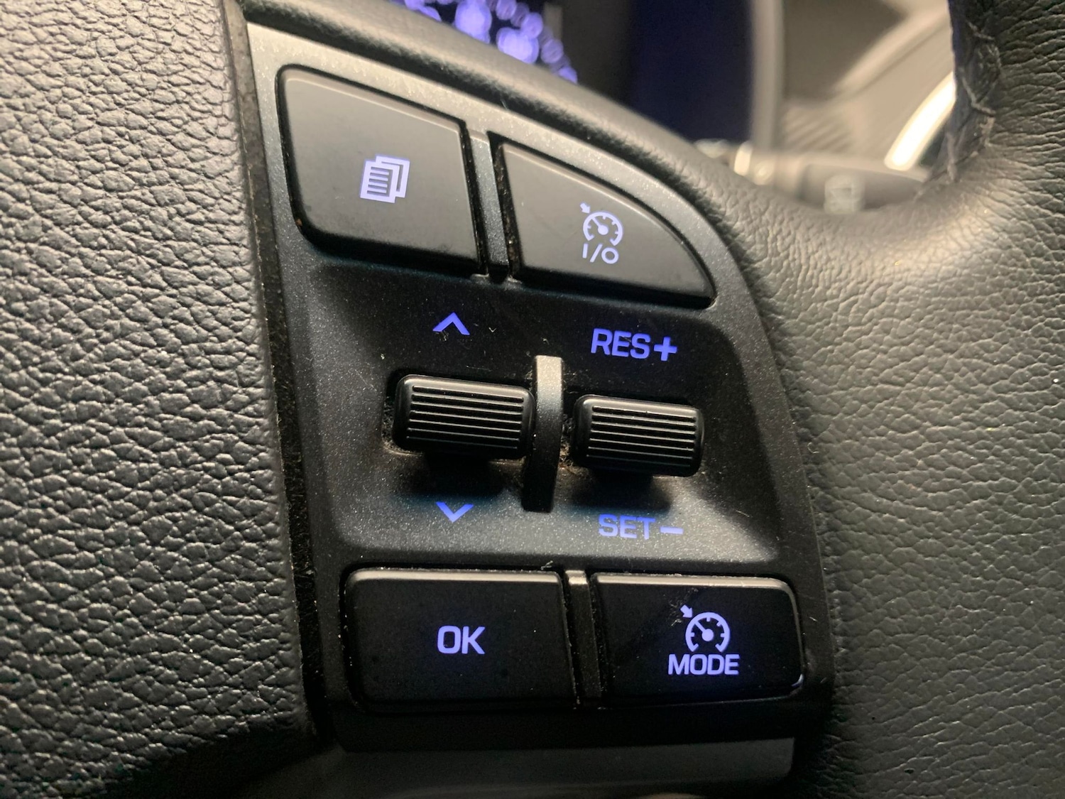 Used Hyundai TUCSON for sale - 76464260: Photo 28