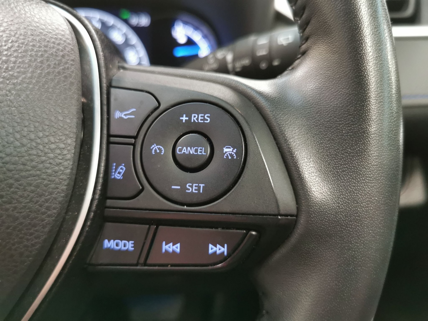 Used Toyota RAV4 2022 for sale - 76684661: Photo 18