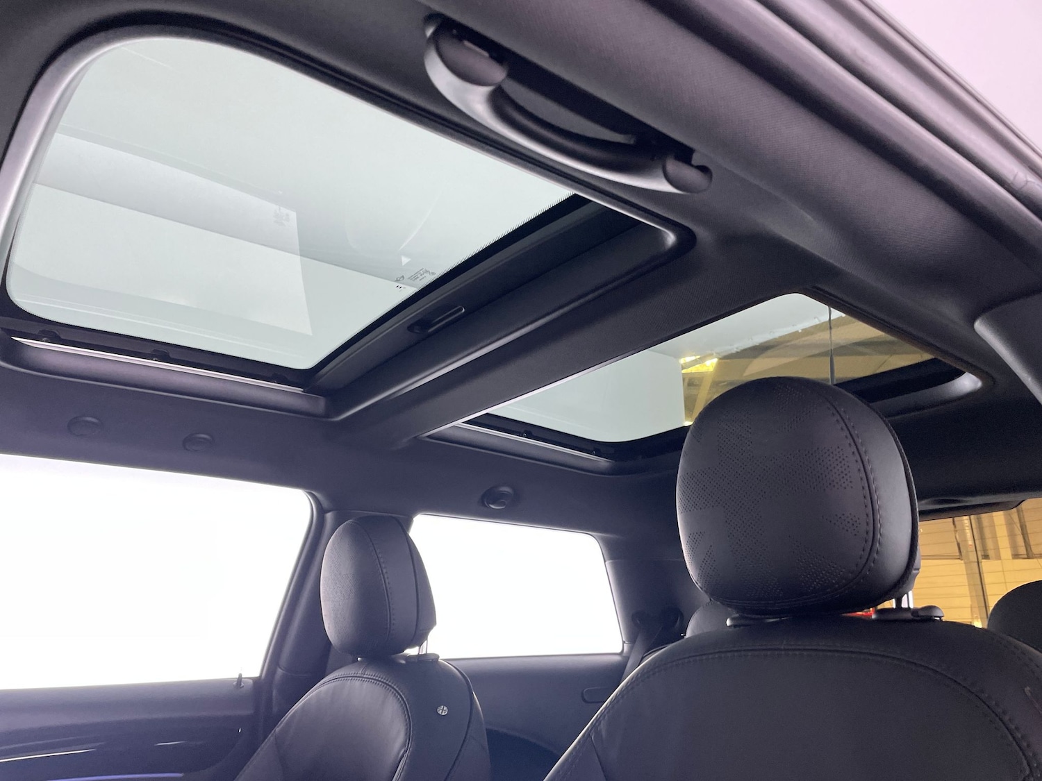 Used MINI Hatch 2023 for sale - 77013302: Photo 5