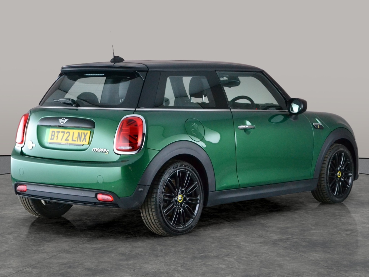 Used MINI Hatch 2022 for sale - 77158260: Photo 12