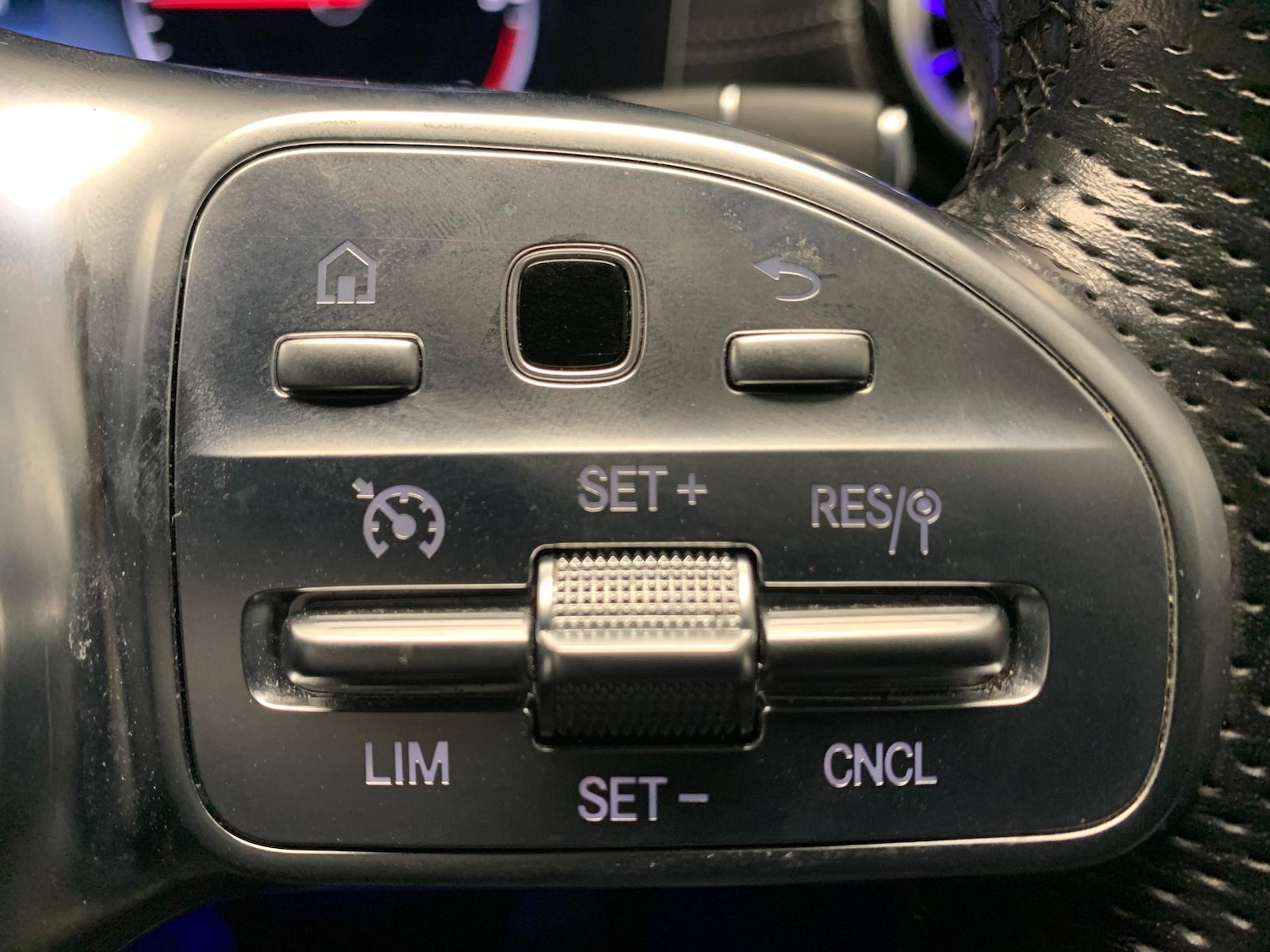 Used Mercedes-Benz E Class 2020 for sale - 76464213: Photo 34