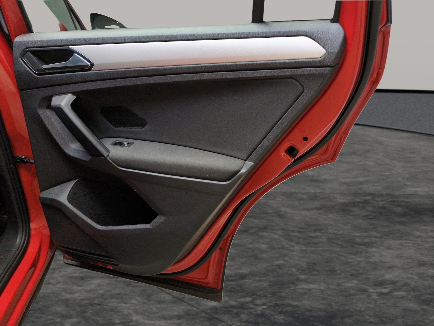 Used Volkswagen Tiguan for sale - 77475475: Photo 31