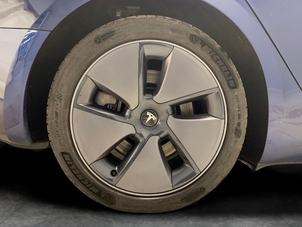 Used Tesla Model 3 2020 for sale - 76147200: Photo 33
