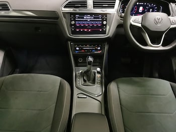 Used Volkswagen Tiguan 2021 for sale - 75427265: Photo
