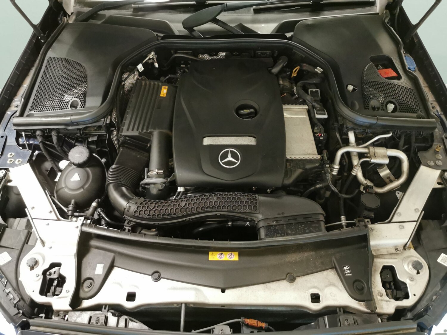 Used Mercedes-Benz E Class 2020 for sale - 77842027: Photo 32
