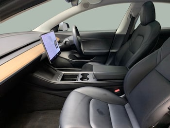 Used Tesla Model 3 2020 for sale - 75131519: Photo